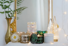 Load image into Gallery viewer, Soi Company Petite Shimmer Candle Gilded Cinnamon 8oz
