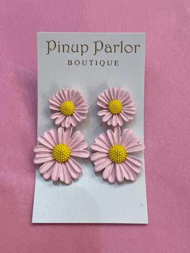 Double Daisy Color Coat Drop Earrings Light Pink