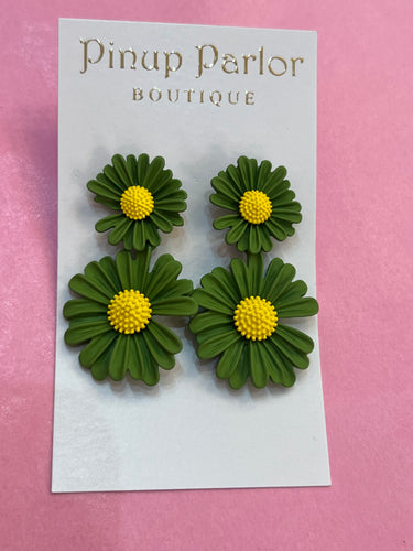 Double Daisy Color Coat Drop Earrings Green