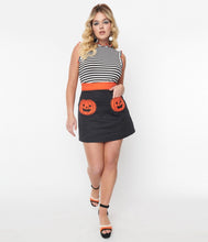 Load image into Gallery viewer, Smak Parlour Pumpkin Patch Pocket Skirt Black