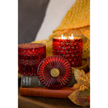 Load image into Gallery viewer, Soi Company Petite Shimmer Candle Holiday Spice 8oz